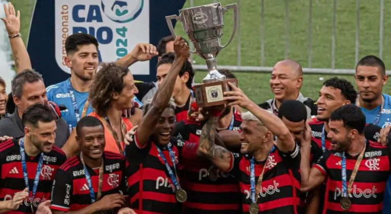 Renata Fan projeta status do Flamengo no futebol brasileiro em 2024
