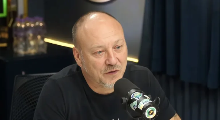 Flávio Gomes detona time do futebol brasileiro: “Sem alma”