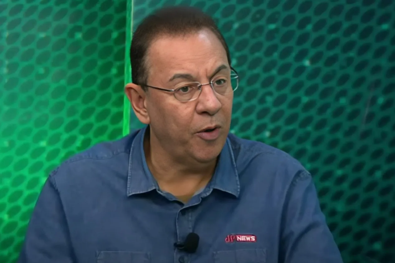 Flávio Prado aponta clube “semifalido” do Brasileirão Série A