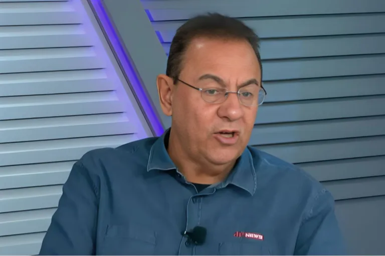 Flavio Prado vê meia como ‘desperdício’ no futebol brasileiro: “Joga pra caramba”