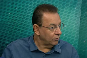 Flavio Prado aponta time com dificuldades no futebol brasileiro: “Muito fraco”