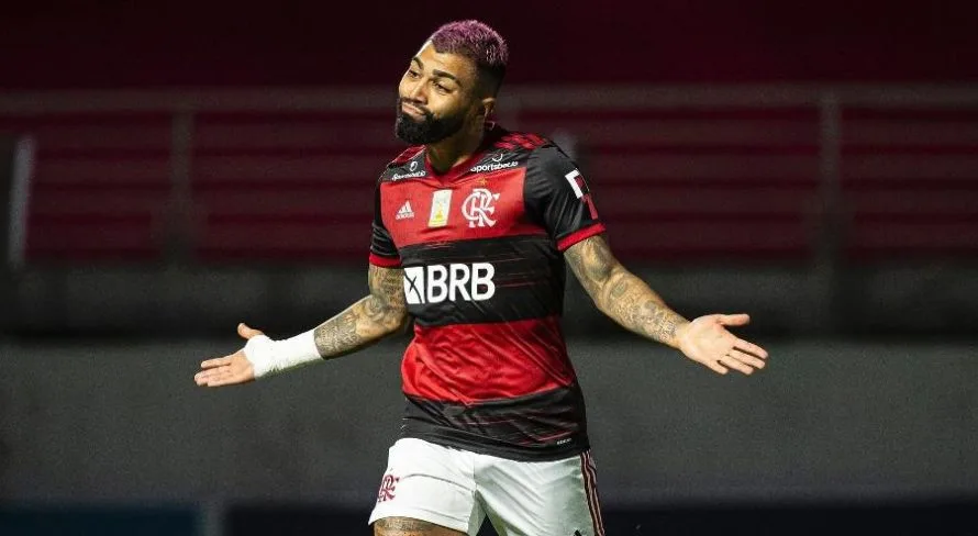 Venê Casagrande informa se Flamengo pensa em contratar substituto para Gabigol