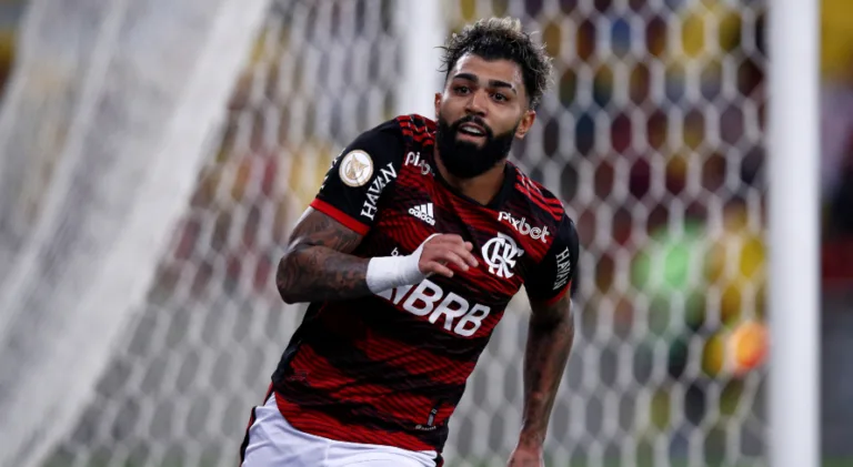 Zinho não alivia para Gabigol no Flamengo e dispara: “Ataque de estrela”