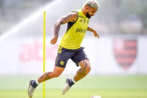 Gabigol volta a treinar em separado e é dúvida para Fluminense x Flamengo no Carioca