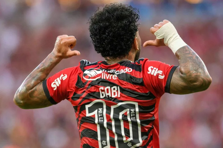 Mauro Cezar dispara sobre interesse do Grêmio em Gabigol, do Flamengo: “Não vai dar em nada”
