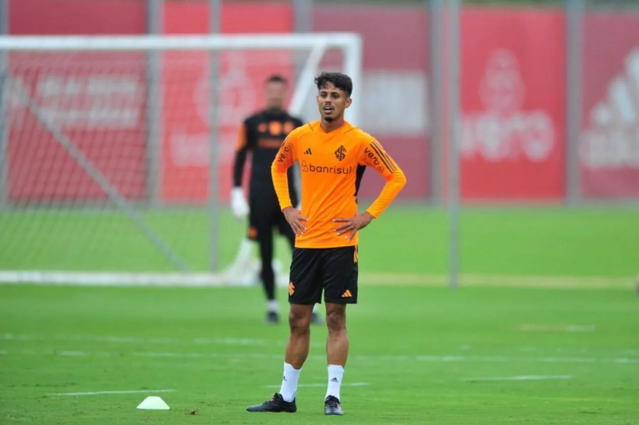 Mercado da bola: Gabriel Barros acerta com o Atlético-GO