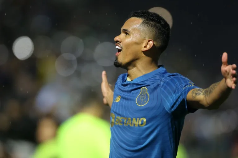 PVC elogia convocação de atacante para seleção brasileira: “É justa”