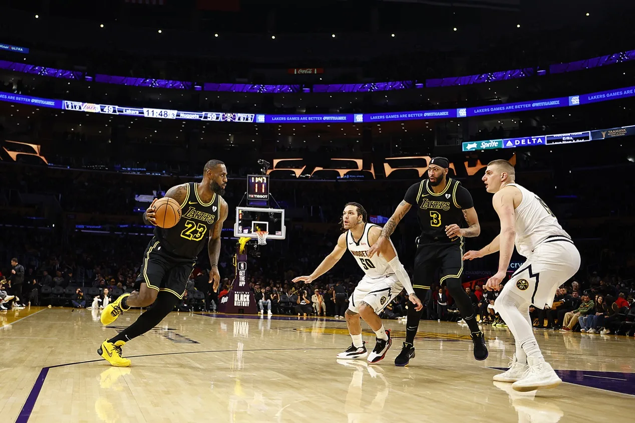 Lakers x Nuggets, Suns e mais: confira os jogos da NBA hoje (02)