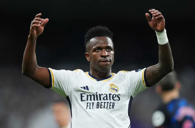 Valencia x Real Madrid: veja se Vinícius Júnior joga hoje na La Liga 