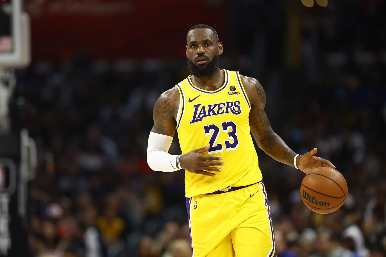 Bucks, Clippers, Lakers e mais: confira os jogos da NBA hoje (04)