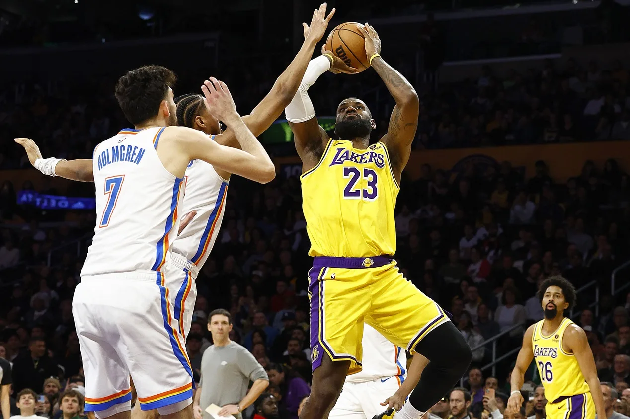 76ers, Lakers, Warriors e mais: confira os jogos da NBA hoje (06)