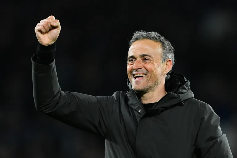 Luis Enrique manda recado após Mbappé marcar três gols em jogo do PSG