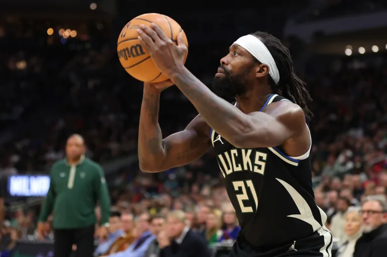 NBA: Bucks quase cedem virada, mas vencem os Nets em casa