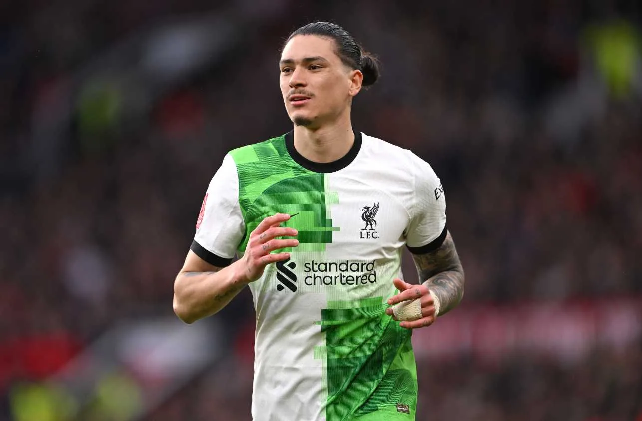 Darwin Núñez fica em ‘recuperação’ no Liverpool e desfalca seleção do Uruguai