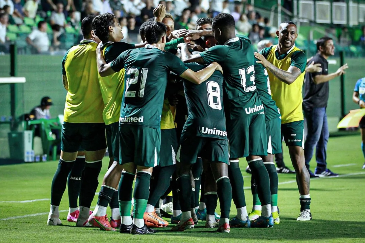Goiás x Goiânia: onde assistir ao Campeonato Goiano AO VIVO