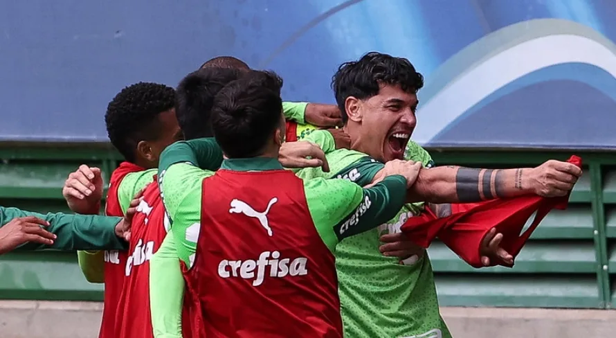Com volta de Dudu e Gustavo Gómez, veja quem pode perder posição no Palmeiras