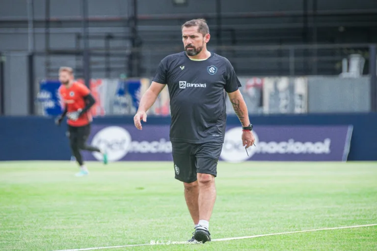 Gustavo Morínigo quer Remo forte na defesa e “guerreiro” em campo