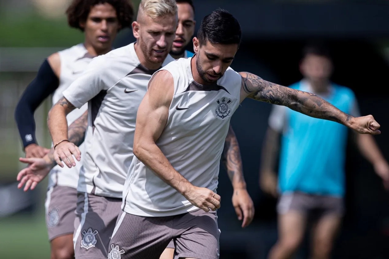 Casagrande questiona salário de meia e lamenta fase de titular do Corinthians: “Encanto terminou”