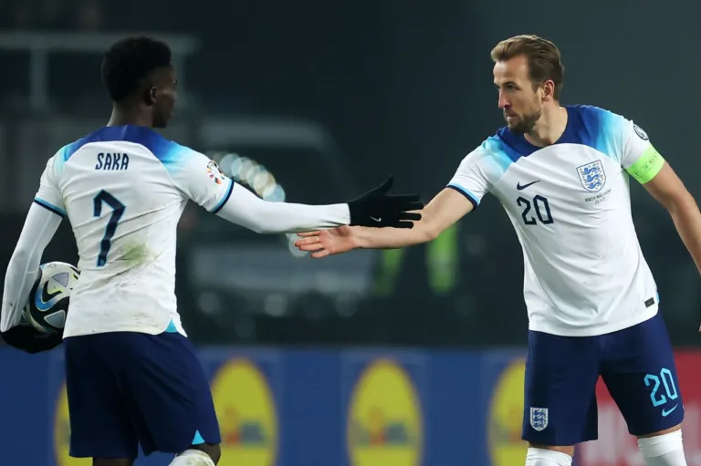 Técnico da Inglaterra confirma ausência de Kane em jogo contra o Brasil