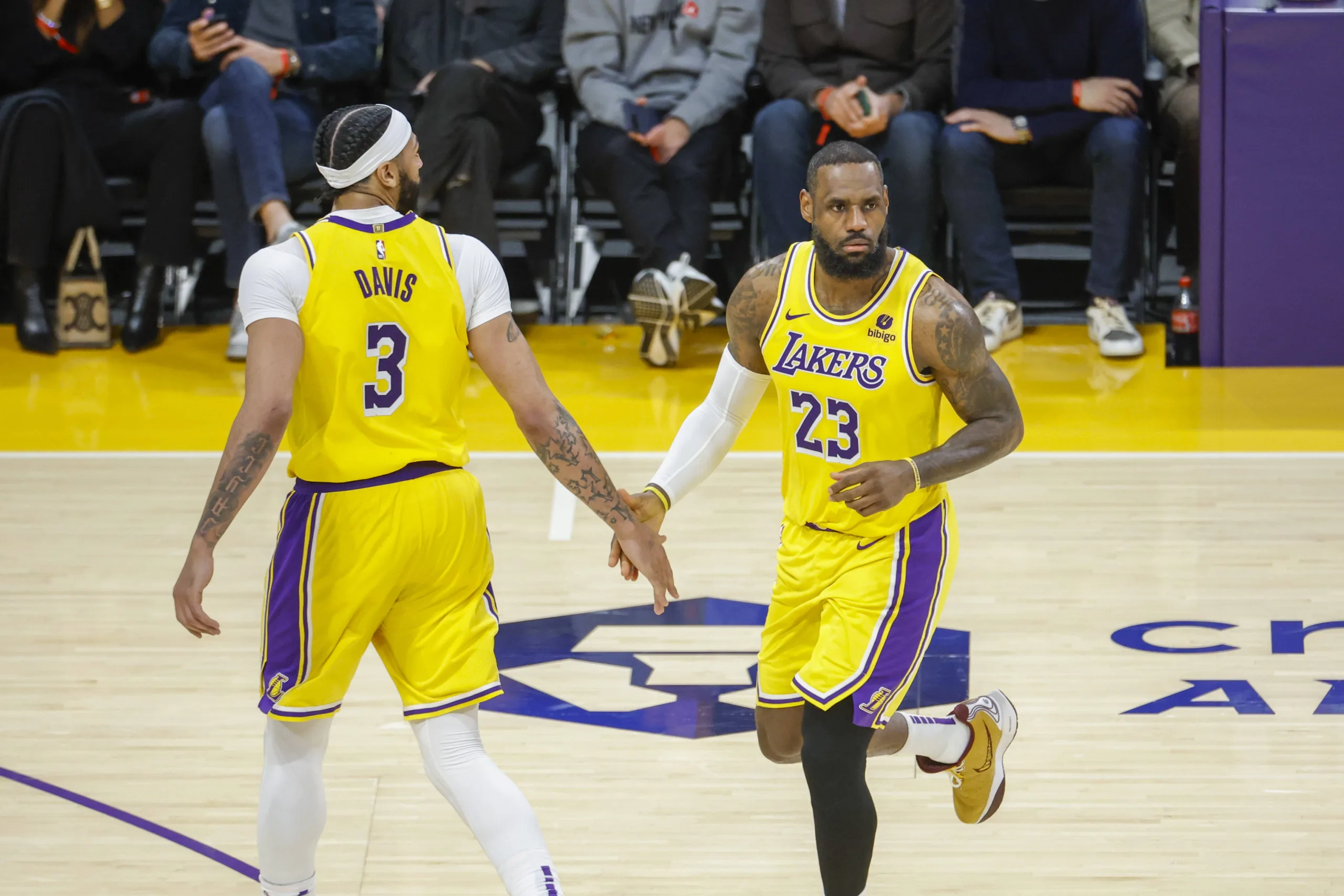 Lakers: LeBron James e Anthony Davis garantem vitória sobre o Indiana Pacers