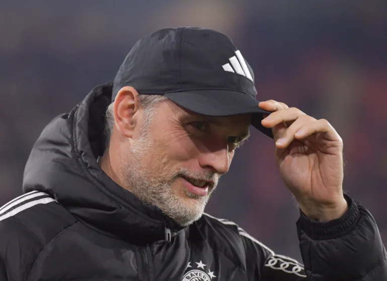 Arne Slot pode substituir Thomas Tuchel no Bayern de Munique