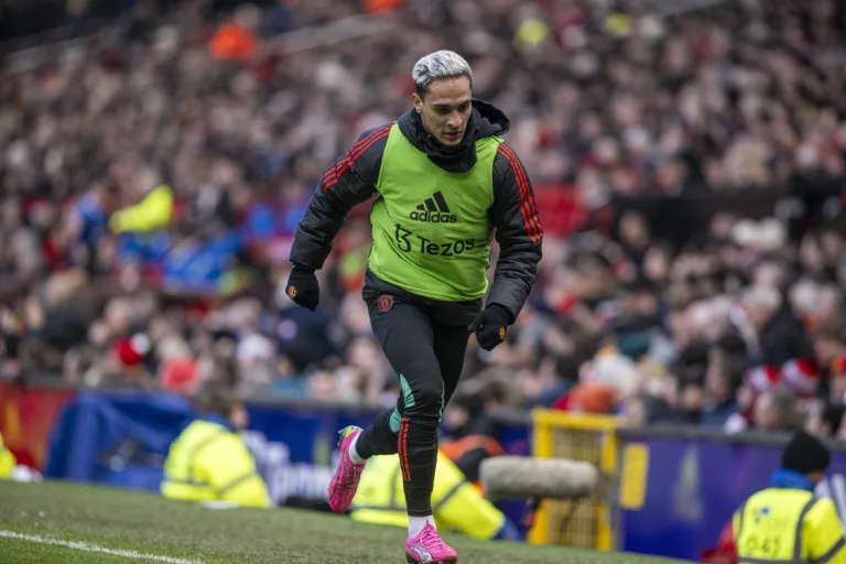 Antony quer lutar por espaço no Manchester United