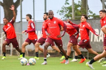 Internacional em treino no CT Parque Gigante