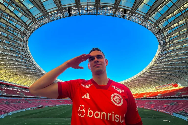 Chegada de Borré, despedida de Luiz Adriano e mais: as notícias do Internacional hoje (05/03)