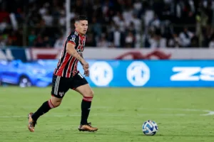 Craque Neto é sincero sobre James Rodríguez no SPFC: “Elenco tá bravo com ele”