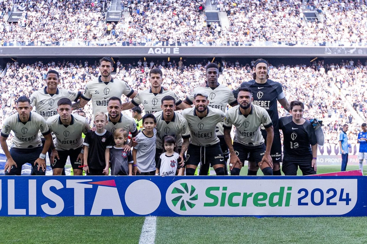 Corinthians recebe verba de transferências e paga direitos de imagem atrasados aos jogadores