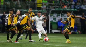 José Trajano alerta time que “jogou nada” na semifinal do Paulistão