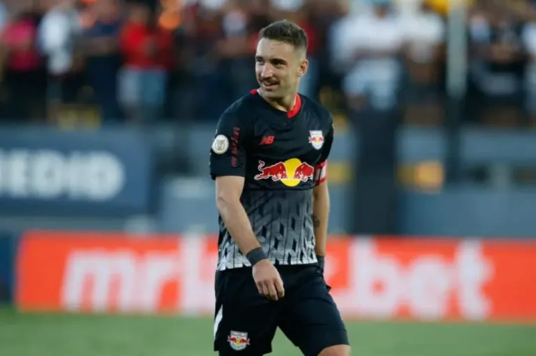 RMP detona dirigentes do Flamengo por caso Léo Ortiz: “Patetas”