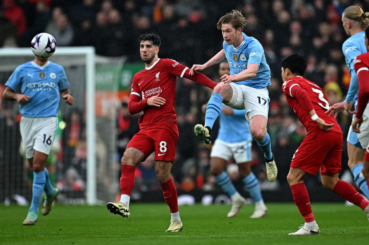 Liverpool e City dão show de futebol na “última dança” entre Klopp e Guardiola