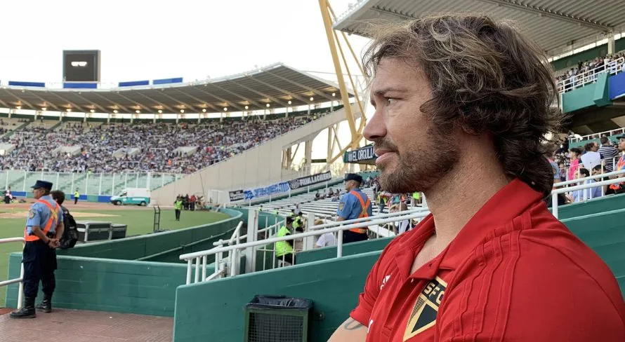 Lugano aponta craque brasileiro inigualável em campo: “Físico e tecnicamente”