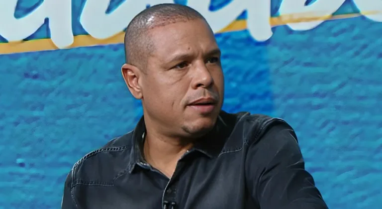 Luis Fabiano descarta clube na briga pelo título do Brasileirão: “Está no G-10”