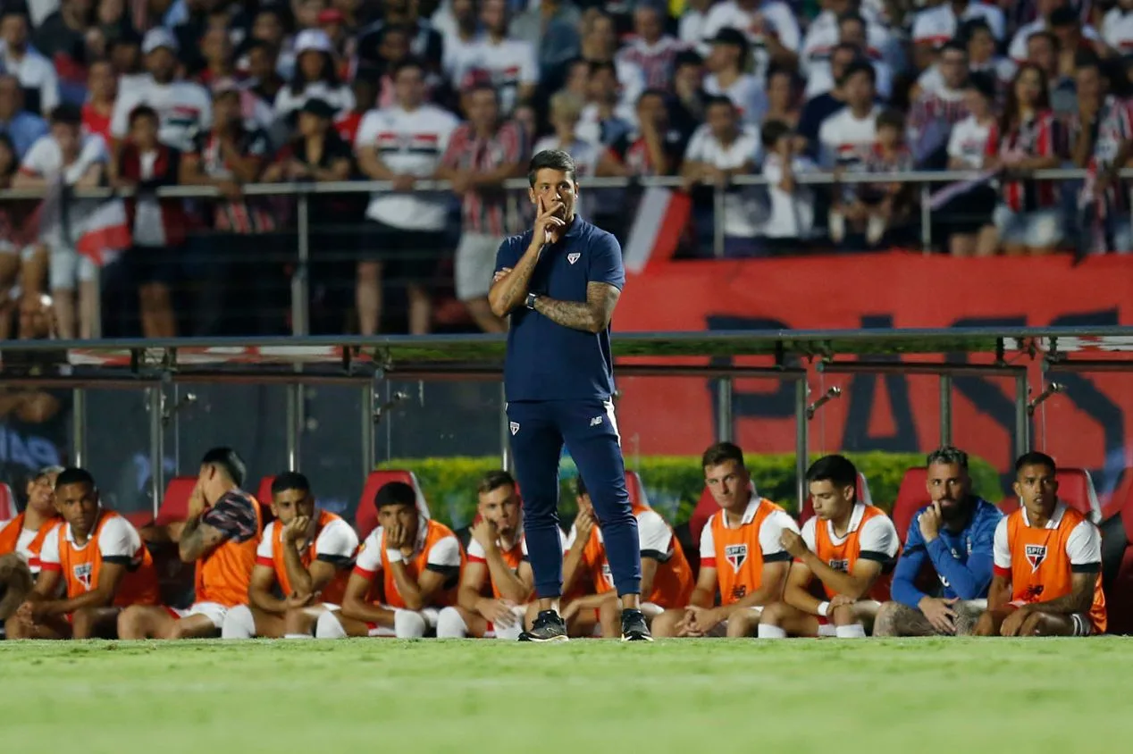 Mano pede demissão de técnico de time do Brasileirão: “Pecando”