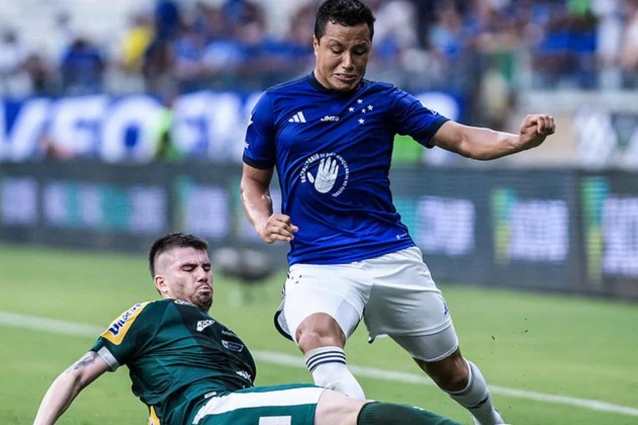 Cruzeiro fica perto de renovar contrato com Marlon