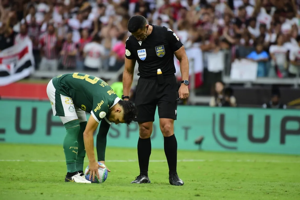 Massini alerta Palmeiras em mata-matas: “Tem de resolver problema com pênaltis”