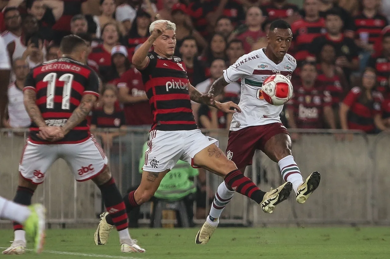 Mauro Cezar critica postura do Flamengo na semifinal do Carioca: “Exagerou”