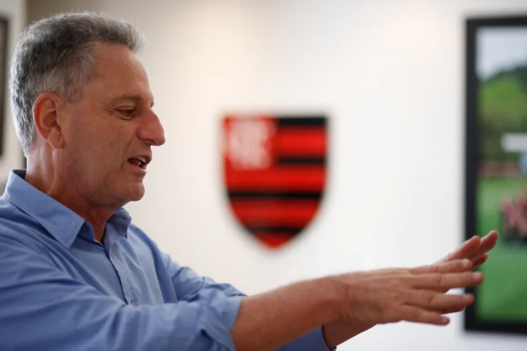 Mauro Cezar detalha situação de Landim com estádio do Flamengo: “Defende ideia da SAF”