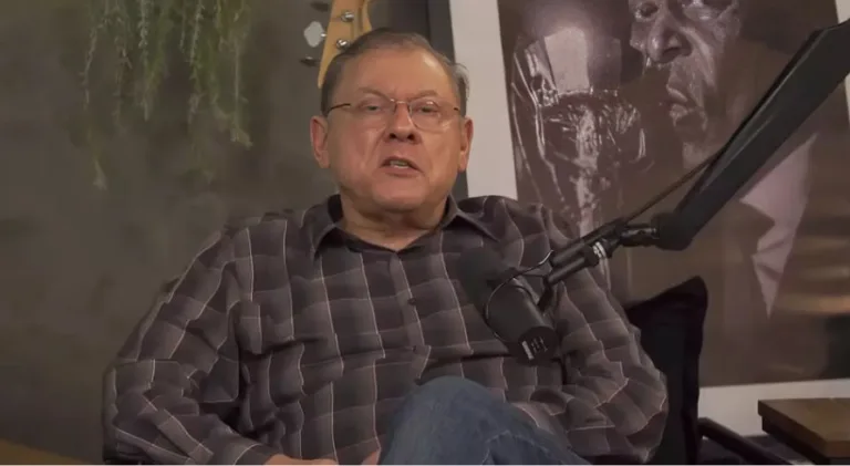 Milton Neves pede saída de atacante da seleção brasileira: “Não faz sentido”