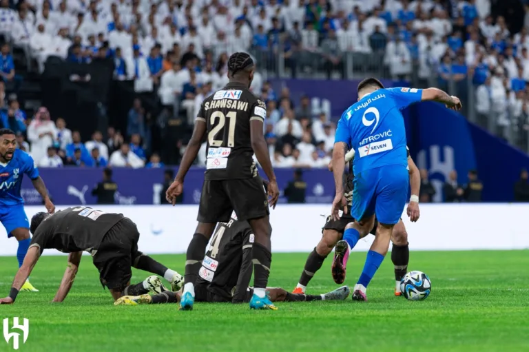 Al-Hilal derrota Damac e mantém sequência de vitórias no Campeonato Saudita