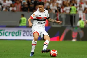 Casagrande diz que situação de James Rodríguez “piorou” no SPFC