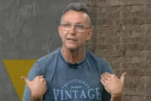 Neto aponta técnico injustiçado no futebol brasileiro hoje