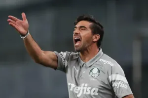 Neto crava time que pode tirar o título do Palmeiras no Paulistão