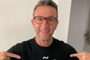 Neto muda palpite e crava novo placar de Palmeiras x Novorizontino