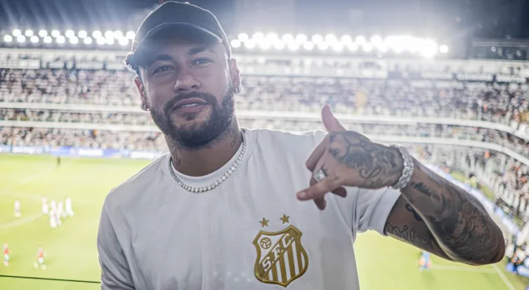 Neymar manifesta o desejo de retornar ao Santos em 2025