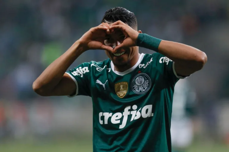 Palmeiras tem melhor campanha do Paulistão e briga pelo tricampeonato seguido