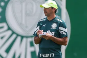 Escalação do Palmeiras: veja o provável time hoje contra o Botafogo-SP