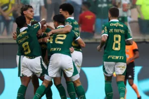 Palmeiras tem reforço contra o São Paulo; veja provável time